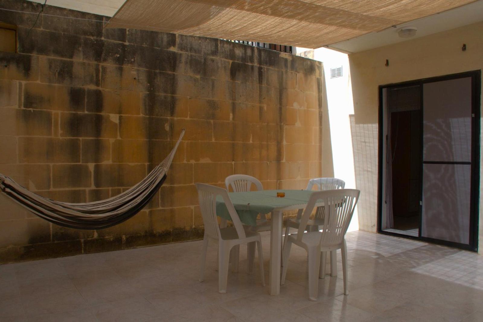 Seaside Serenity - A Lovely Apartment With Views Mellieħa Exterior foto