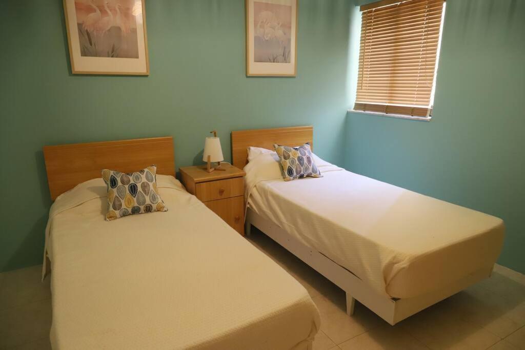 Seaside Serenity - A Lovely Apartment With Views Mellieħa Exterior foto